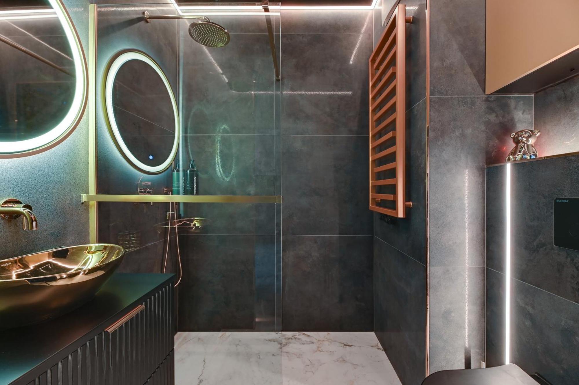 Apartament Glamorous Jacuzzi By Downtown Gdańsk
