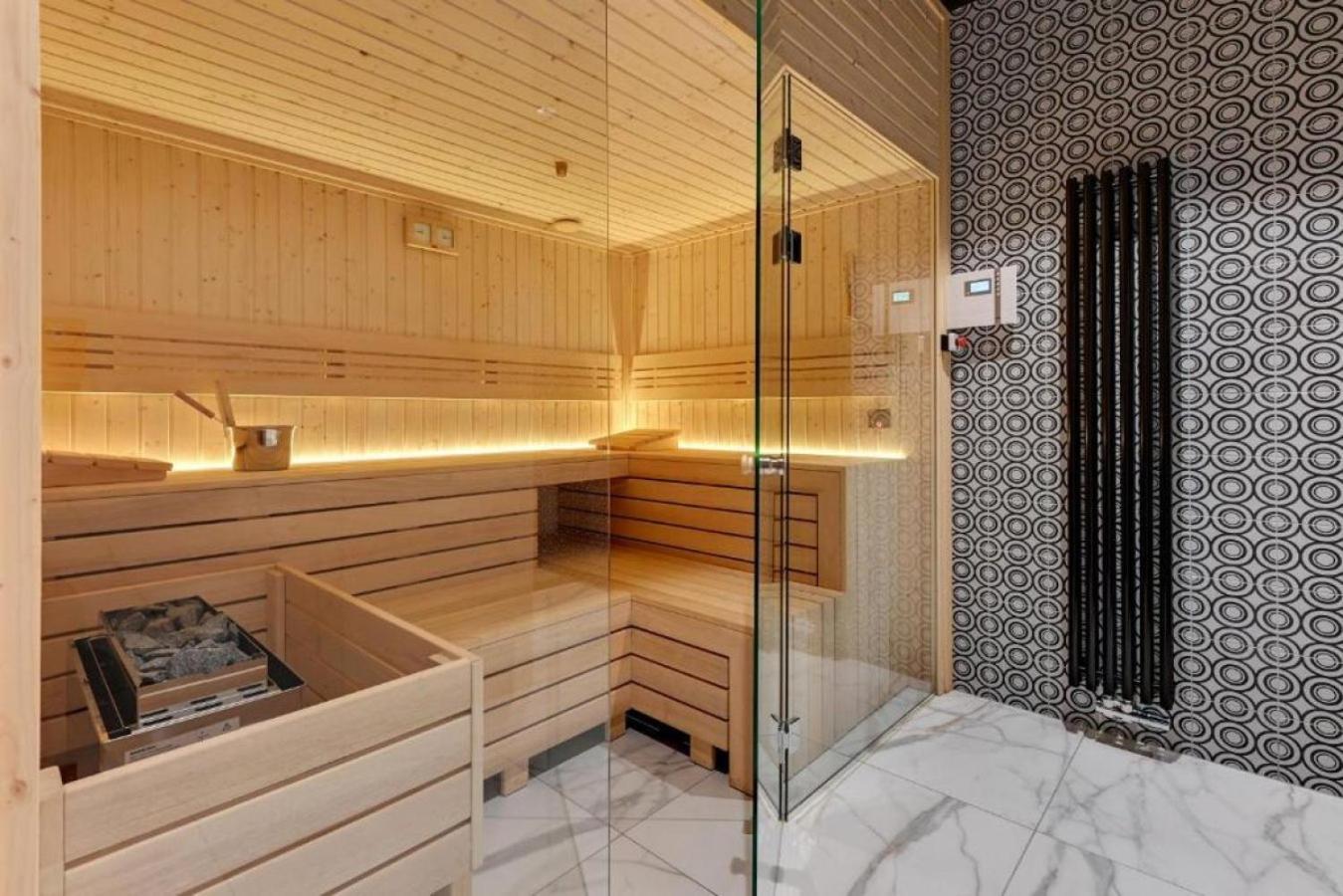 Leilighet Glamorous Jacuzzi By Downtown *