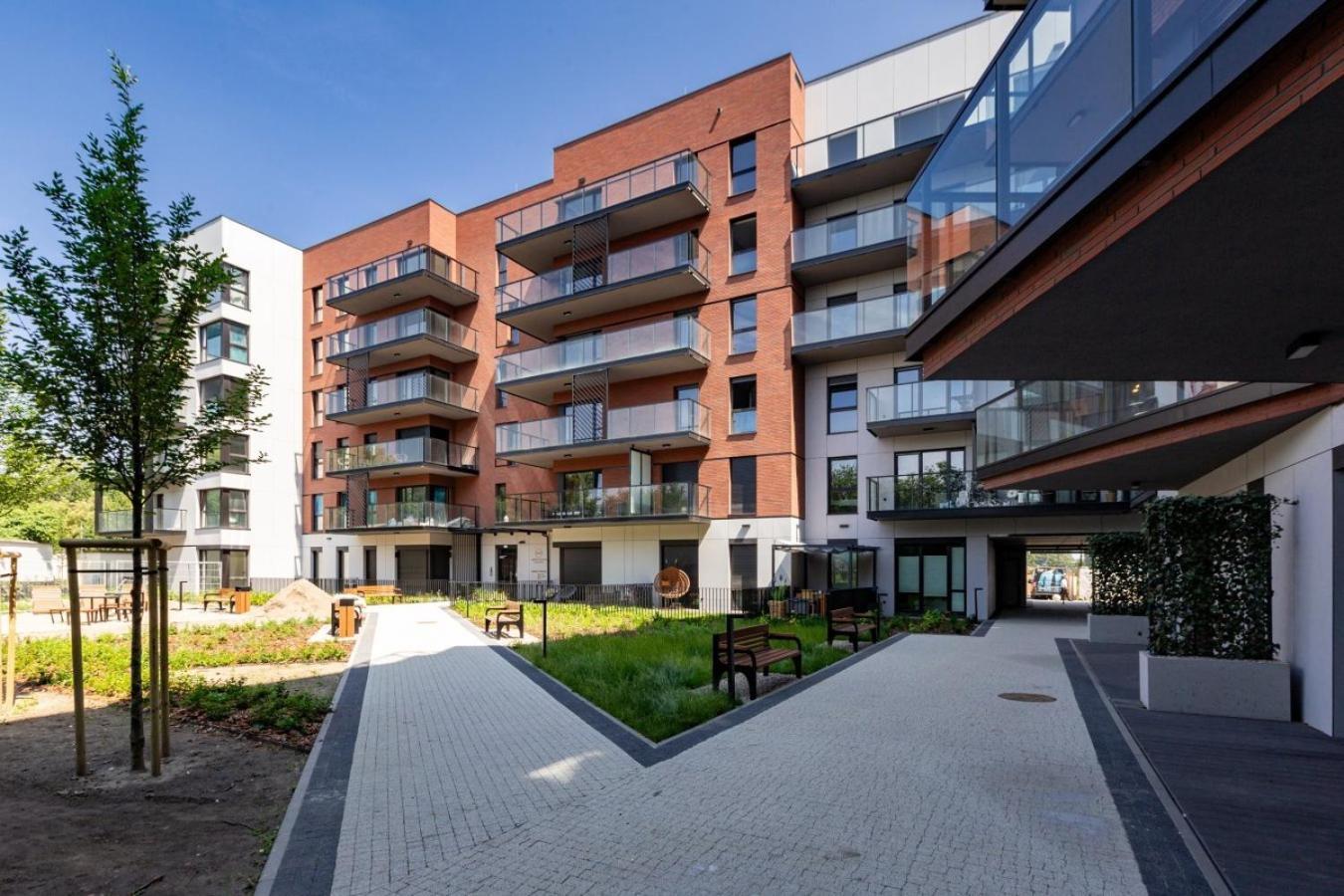 Glamorous Jacuzzi By Downtown Gdańsk